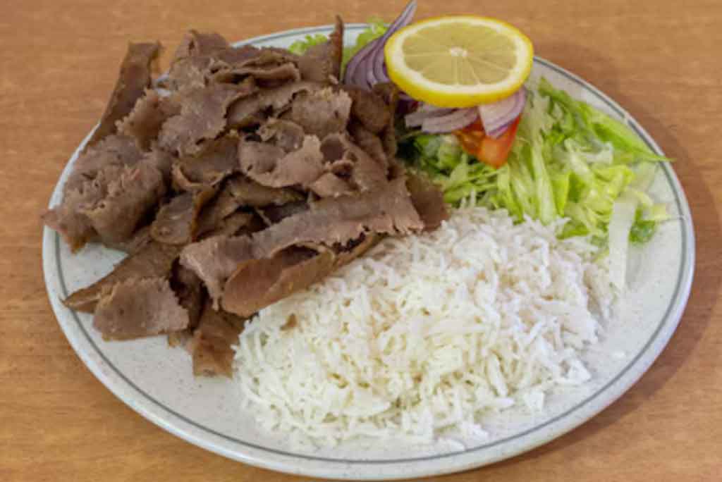 3. Kebab Riisillä